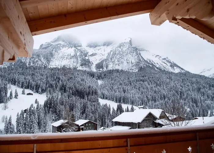 Mit Kino Und Jacuzzi In B. Gstaad *