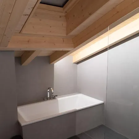 Chalet Mit Kino Und Jacuzzi In B. Gstaad Gsteig