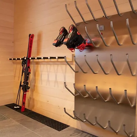 Mit Kino Und Jacuzzi In B. Gstaad * Gsteig