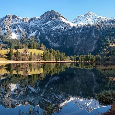 Mit Kino Und Jacuzzi In B. Gstaad Gsteig