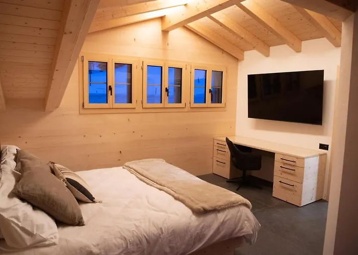 Mit Kino Und Jacuzzi In B. Gstaad Chalé *